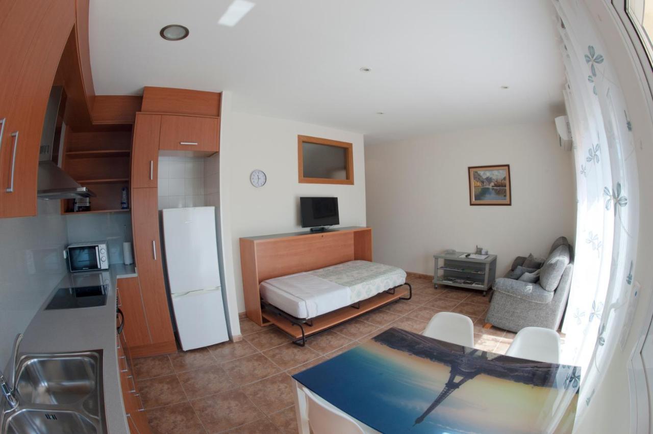 Apartament Can Jaumato Sant Quirze De Besora Esterno foto